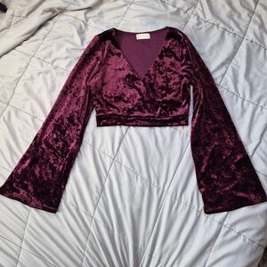 Altar’d State Burgundy Crushed Velvet V-Neck Bell Sleeve Crop Top, Small, EUC